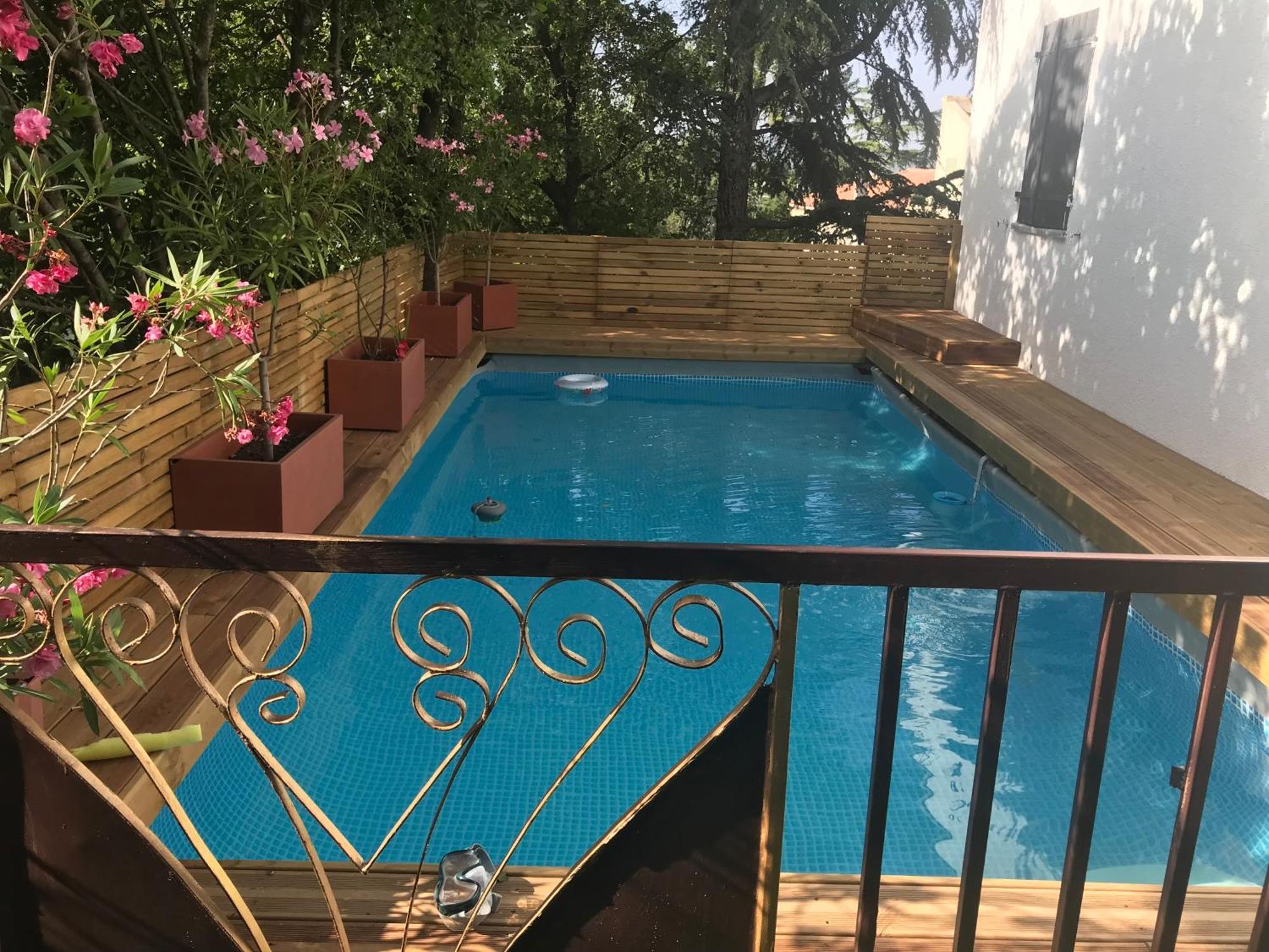 Le Riad Saint-Maximin-la-Sainte-Baume Luaran gambar